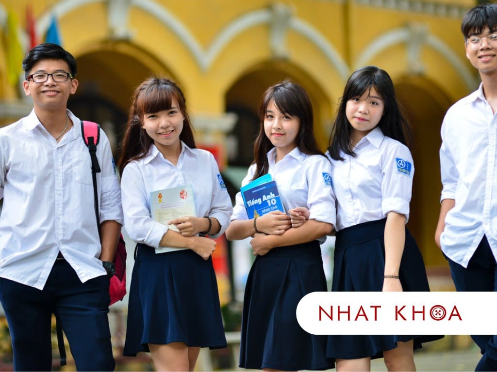 Tất Tần Tật Về Đồng Phục THCS: Từ Quy Định Đến Mẹo Bảo Quản