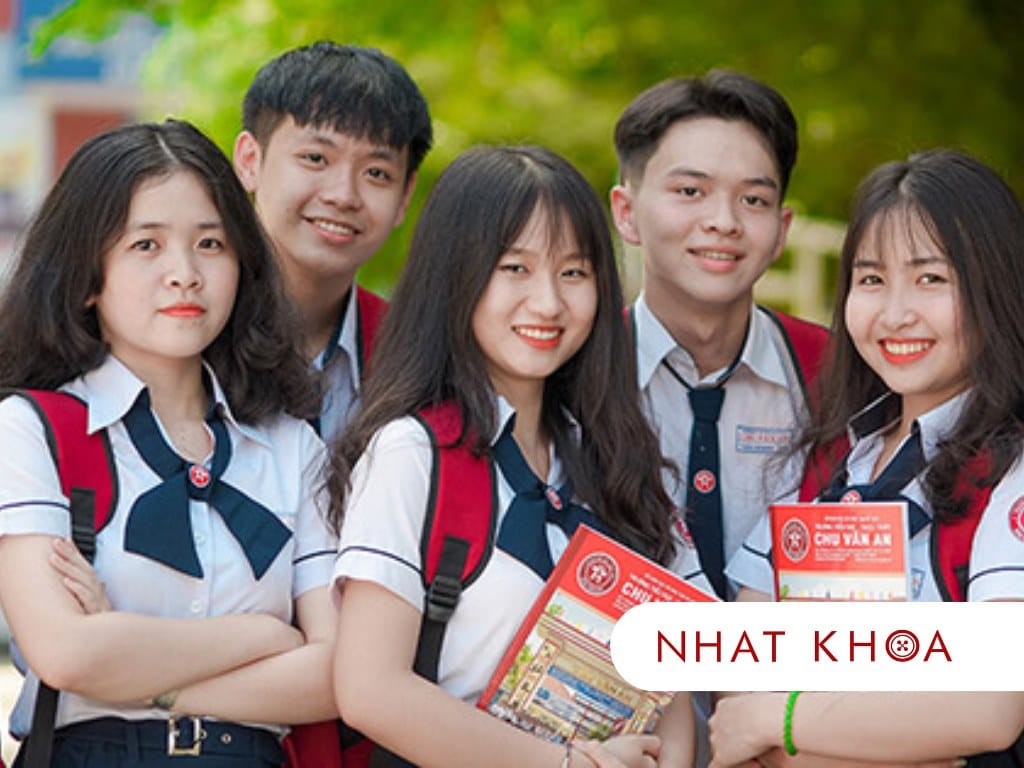 Đồng Phục Các Trường THPT Ở TPHCM: Tổng Hợp Các Mẫu Và Quy Định