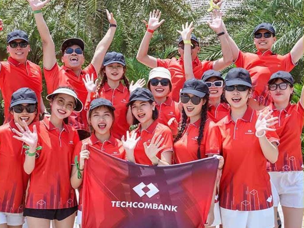 Áo đồng phục team là loại áo được thiết kế đồng bộ cho một nhóm người