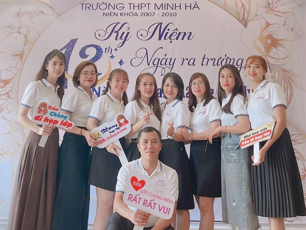 Áo đồng phục họp lớp mang nhiều ý nghĩa giá trị tinh thần