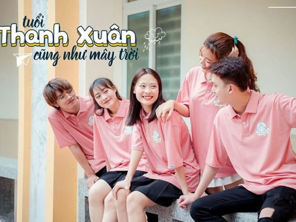 Đồng phục màu hồng có gam màu chủ đạo là các sắc thái hồng đa dạng