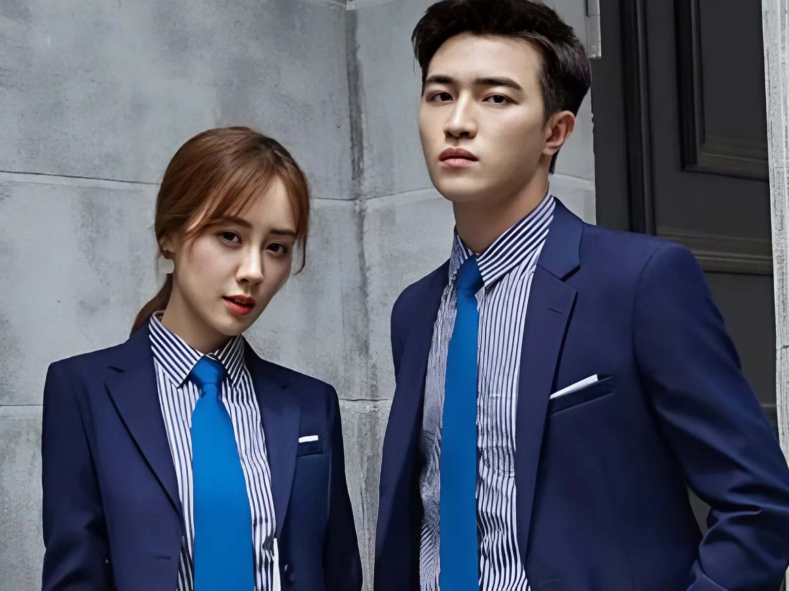 Đồng phục công sở có nhiều mẫu mã