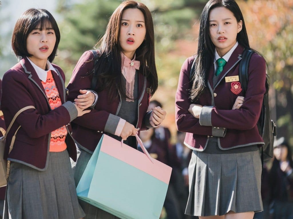 Bạn cần đảm bảo lấy số đo chuẩn xác cho từng thành viên để áo lên dáng đẹp