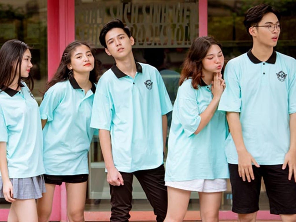 Áo thun oversize thể hiện sự năng động và cực kỳ trẻ trung