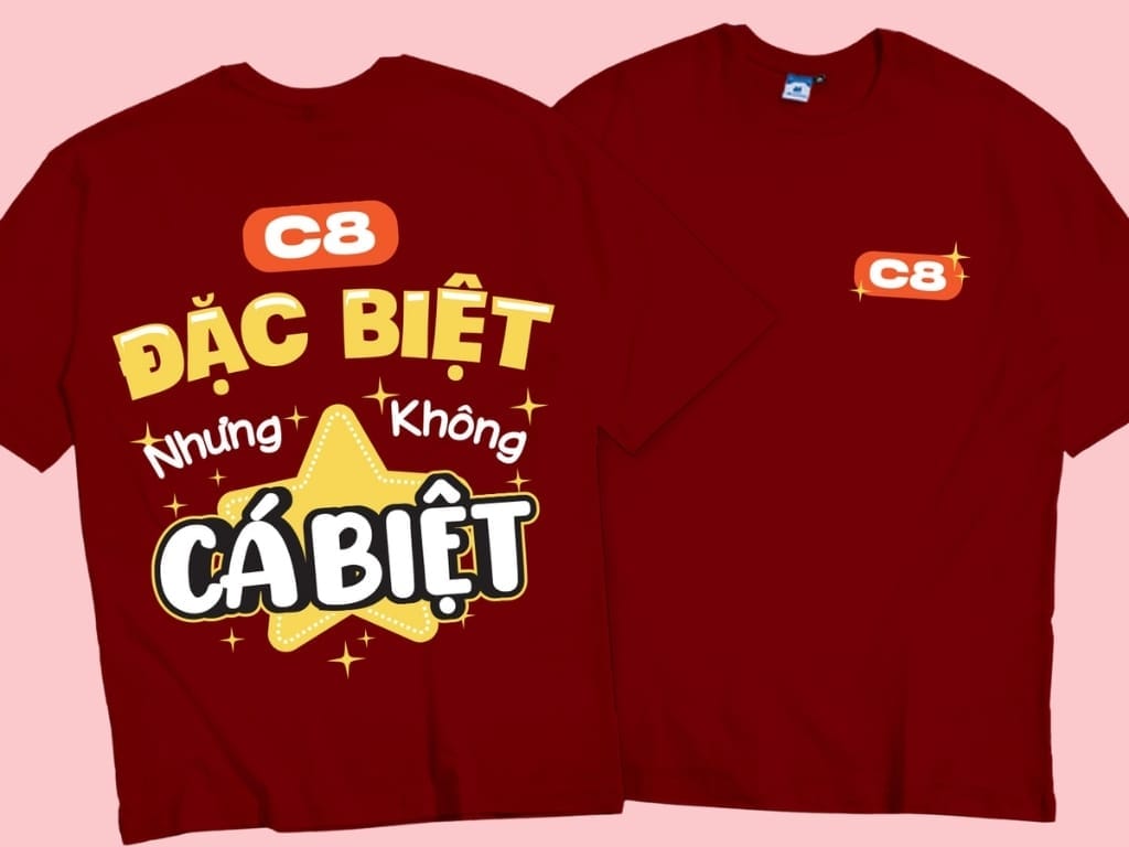 Bạn cần xem vị trí đặt slogan sao cho hài hòa với các yếu tố khác trên áo
