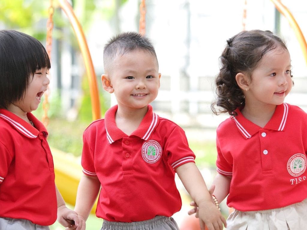 Tiêu chí quan trọng khi chọn may đồng phục học sinh mầm non