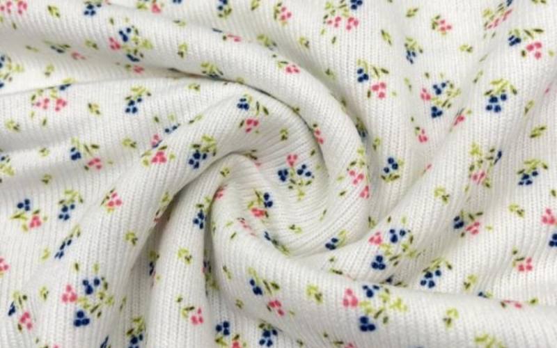 Vải cotton lạnh hàn quốc thường có các họa tiết hoa nhí xinh xắn
