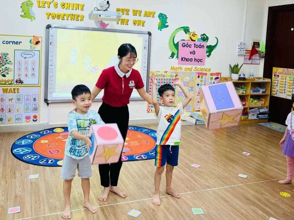 Yếu tố tạo nên mẫu đồng phục giáo viên mầm non đẹp nhất