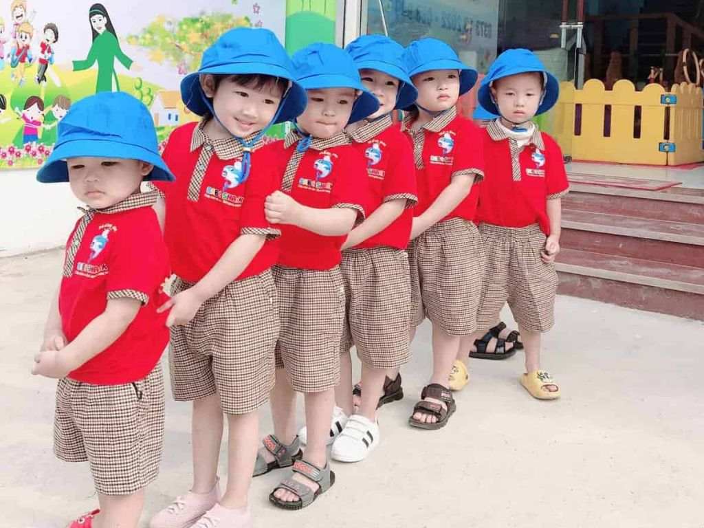 Thiết kế đồng phục mầm non đẹp nhất tạo ấn tượng tích cực