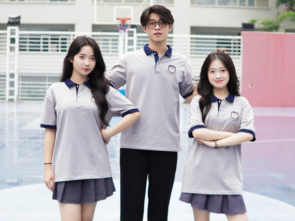 Áo lớp màu xám mang trong mình vẻ đẹp của sự tối giản, nét hiện đại