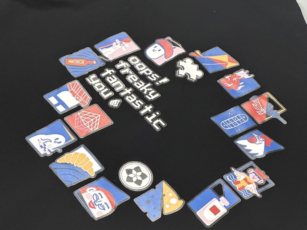 Bạn nên chọn màu áo nền có thể làm nổi bật hình in áo thun Hồ Chí Minh