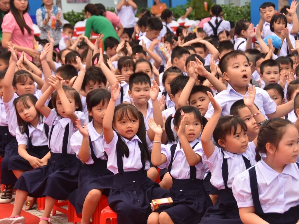 Thiết kế đồng phục học sinh chuẩn tạo sự dễ chịu cho học sinh khi hoạt động