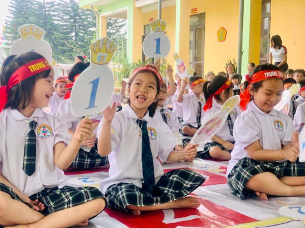 Kích thước vừa vặn giúp trẻ thoải mái khi mặc