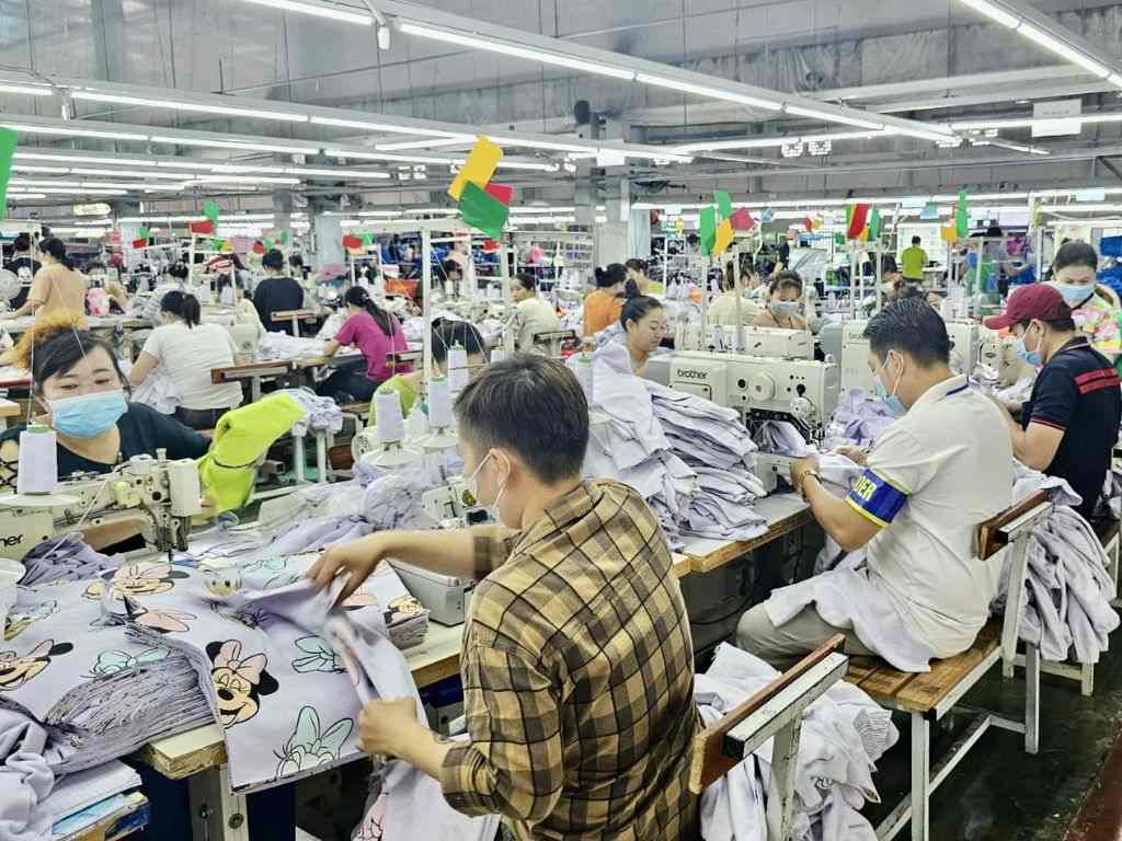 Khi chọn các công ty may mặc ở Bình Dương phải đảm bảo chất lượng ổn định