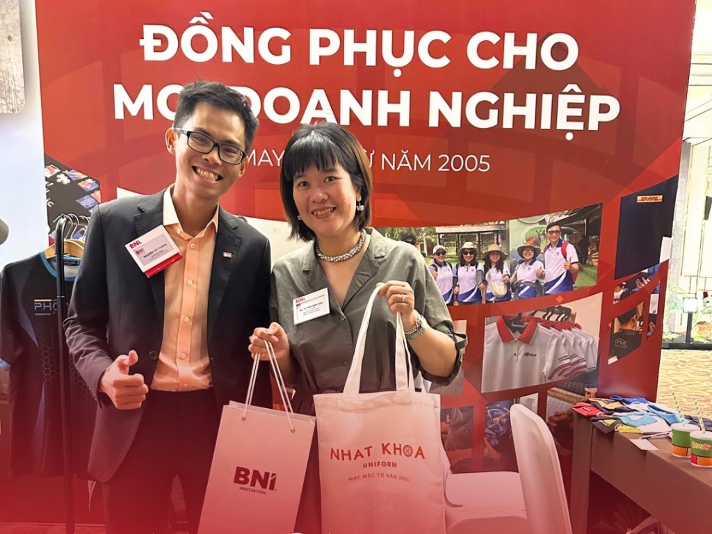 Nhất Khoa Uniform chuyên may áo sơ mi trắng học sinh nữ đẹp, chất lượng