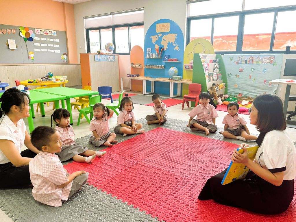 Phụ huynh có thể đối chiếu với bảng size chi tiết