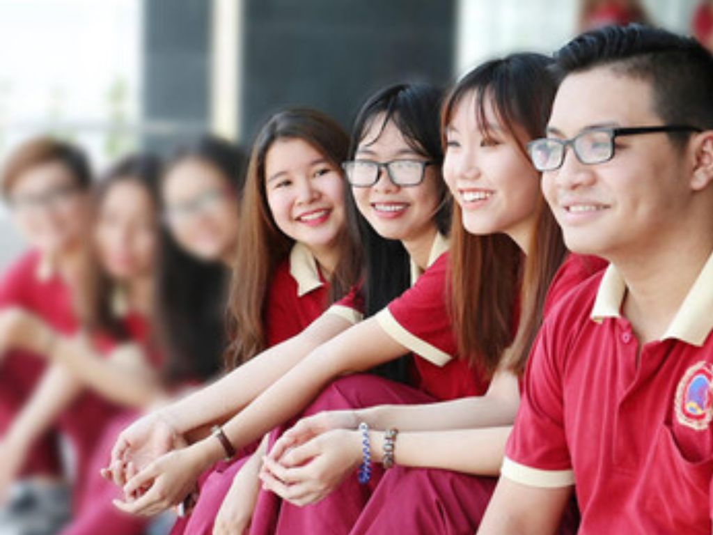 Một bộ trang phục đúng kích cỡ sẽ giúp tôn dáng