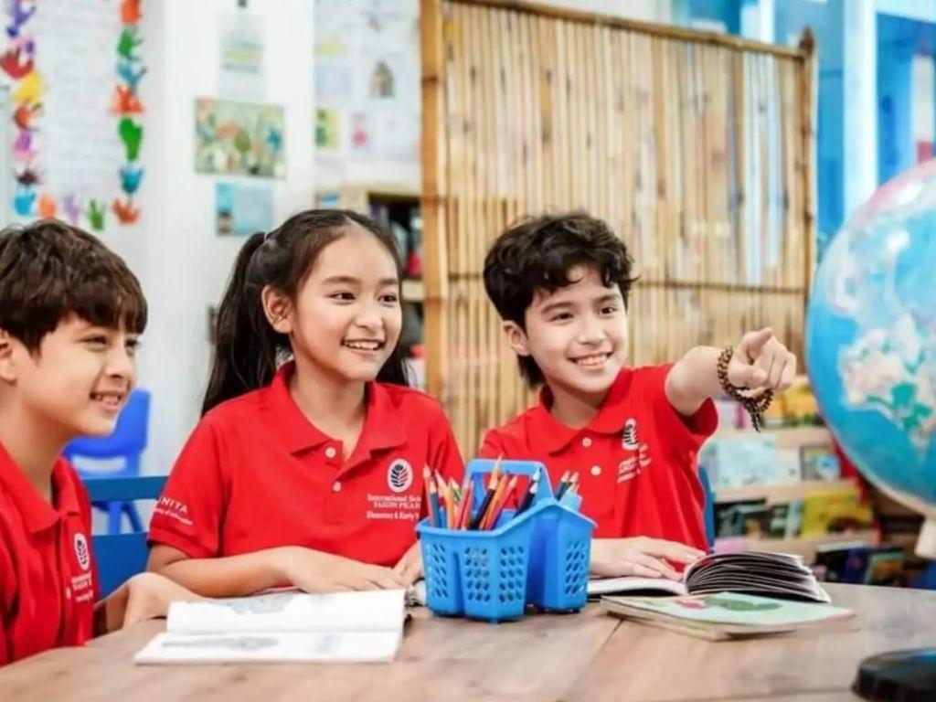 Mẫu đồng phục học sinh tiểu học chỉnh chu sẽ giúp trường định vị được thương hiệu
