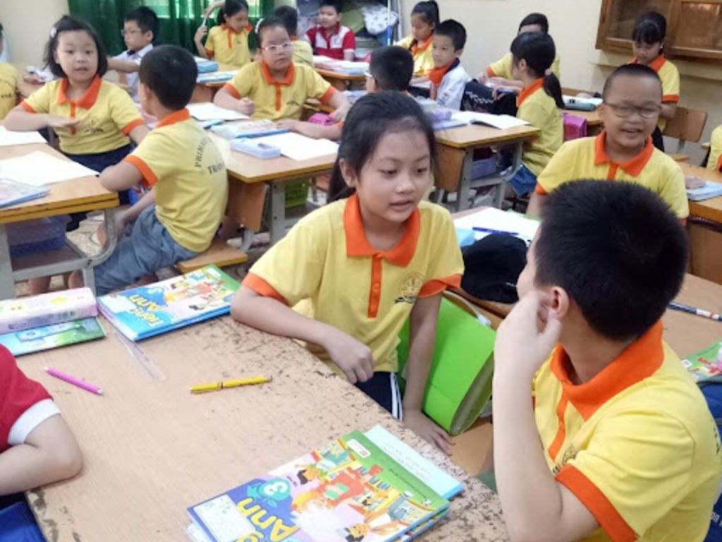 Mẫu đồng phục học sinh tiểu học chất lượng cần đảm bảo sự thoải mái cho trẻ