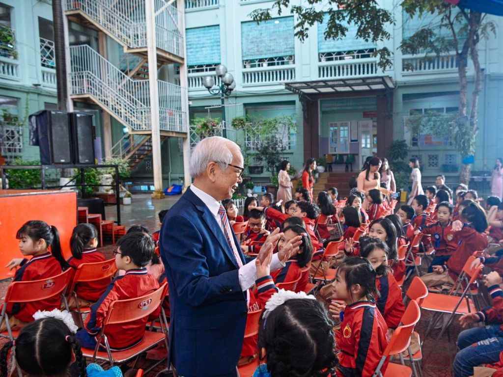 Quần áo đồng phục học sinh tiểu học cần đồng bộ để thể hiện sự chuyên nghiệp