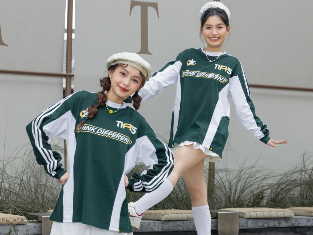 Áo nhóm dài tay mang lại cảm giác kín đáo và lịch sự