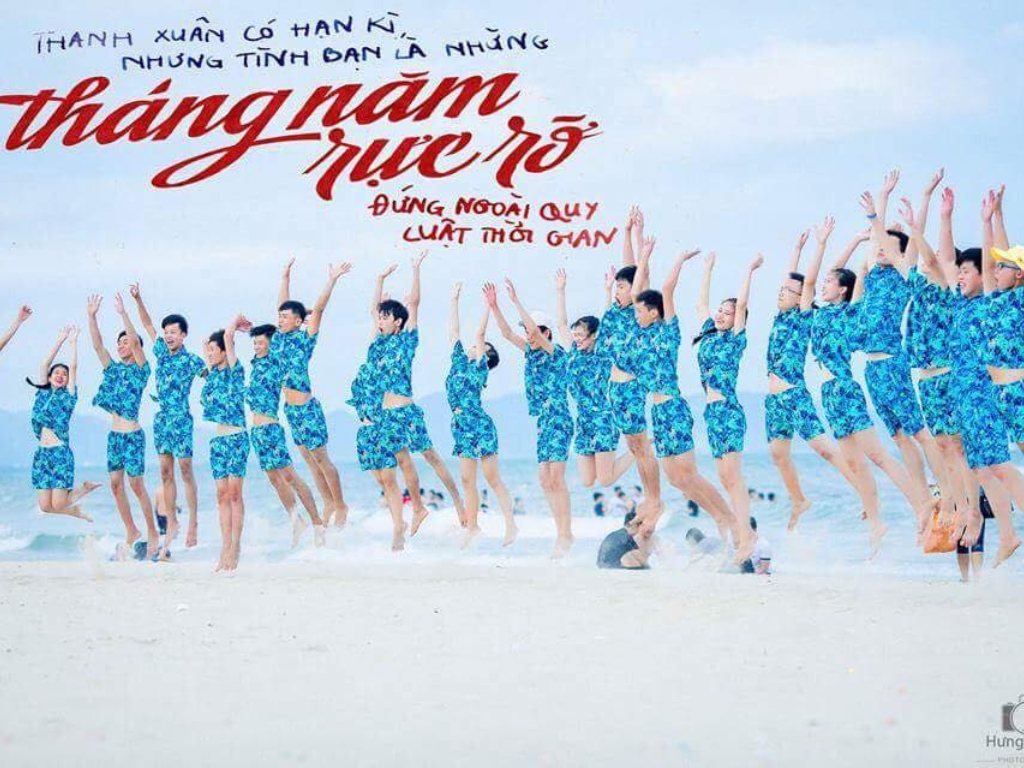 Áo nhóm giúp những tấm hình kỷ niệm của chuyến tour du lịch 30 4 thêm ấn tượng