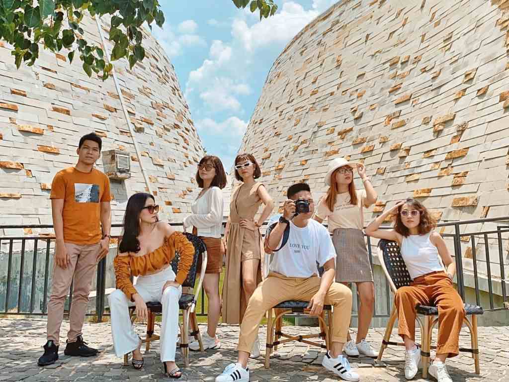 Bạn hãy chọn trang phục thoải mái nhất để đi du lịch