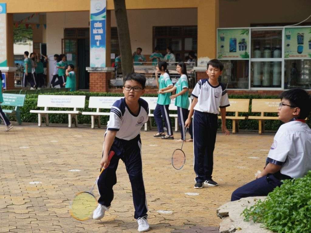 Đồng phục học sinh cấp 2 đẹp cần đảm bảo sự thoải mái cho trẻ