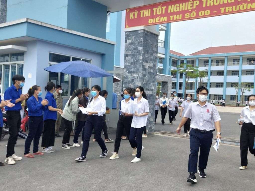Bạn cần đảm bảo sự thoải mái cho trẻ khi mặc đồng phục