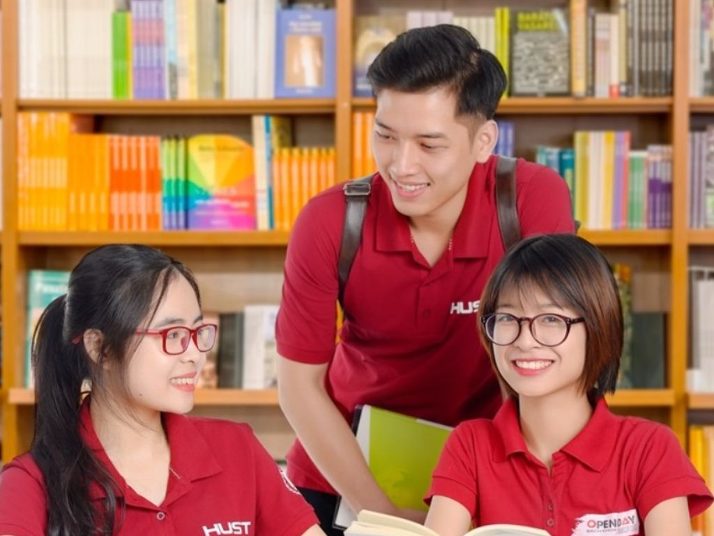 Thiết kế đồng phục các trường đại học ở hà nội đang có những chuyển biến đáng chú ý