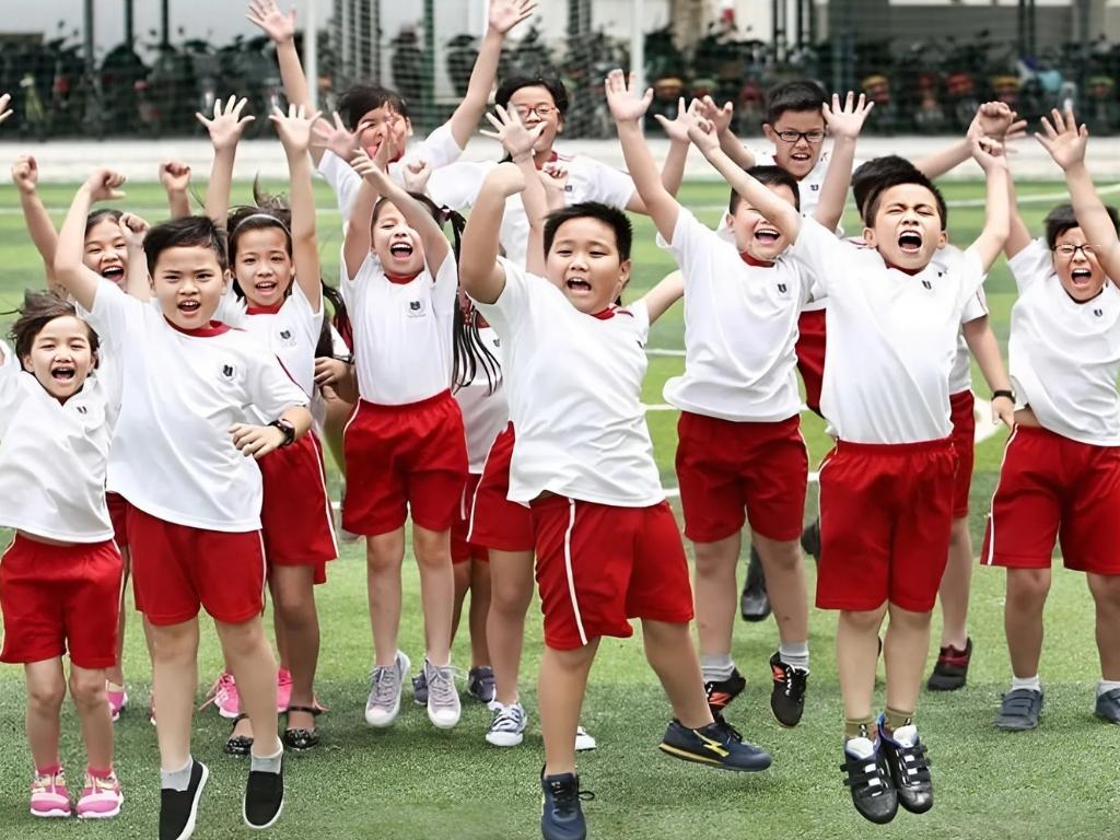 Vải CVC có thể ứng dụng để may đồng phục học sinh