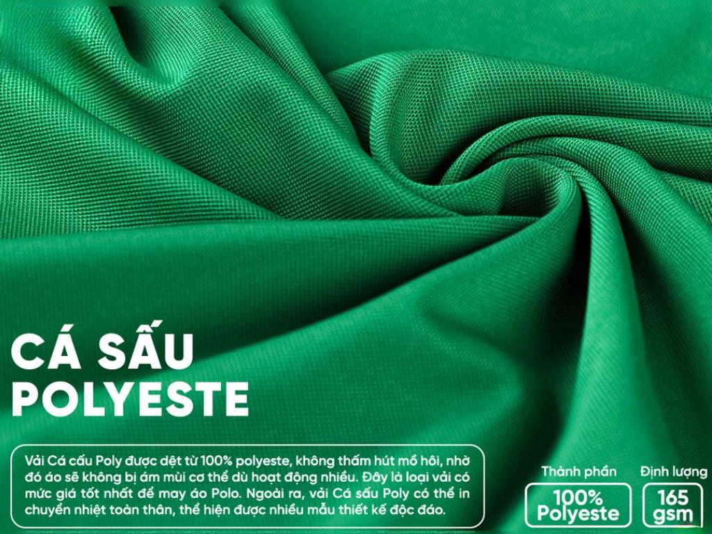 Vải cá sấu poly có kiểu dệt pique đặc trưng tạo ra các mắt vải lớn