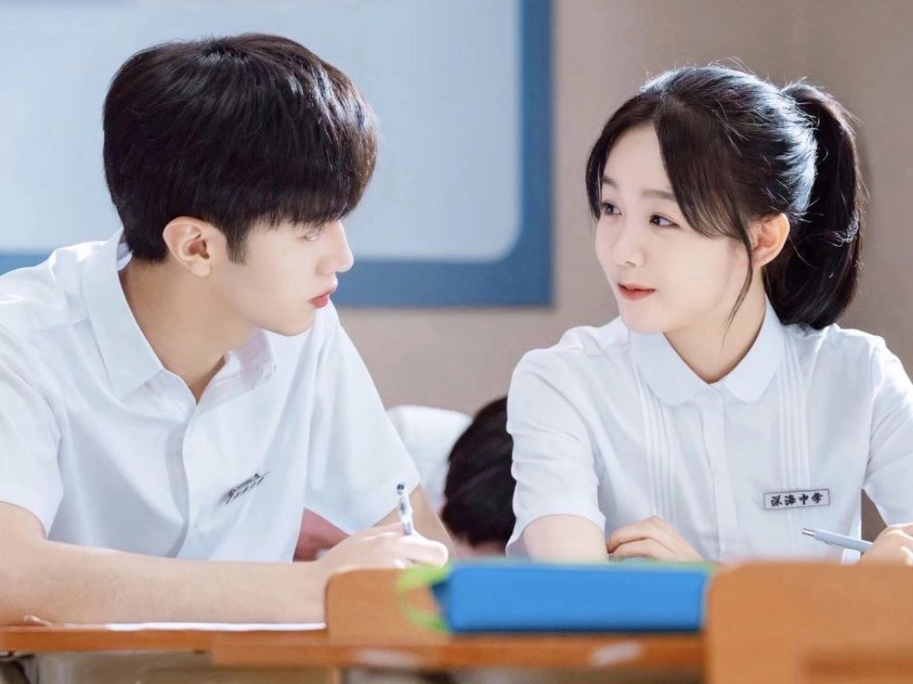 Bạn cần chọn đồng phục có thiết kế đơn giản và thoải mái