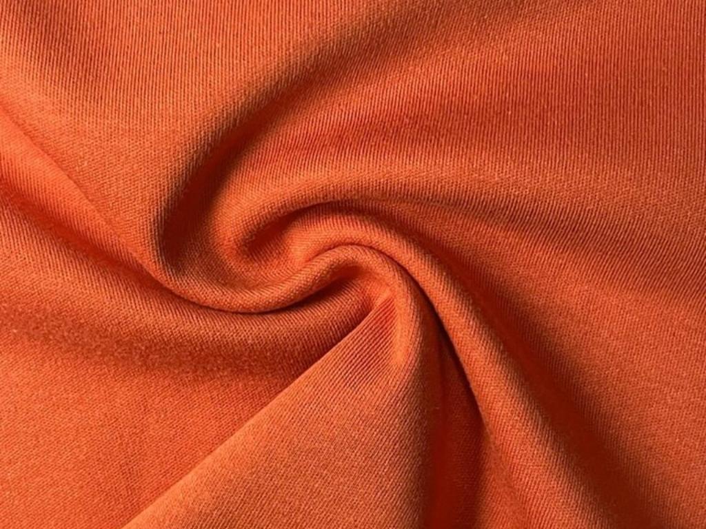 Vải poly cotton có mát không? Câu trả lời có thể là không nếu dùng kiểu dệt interlock