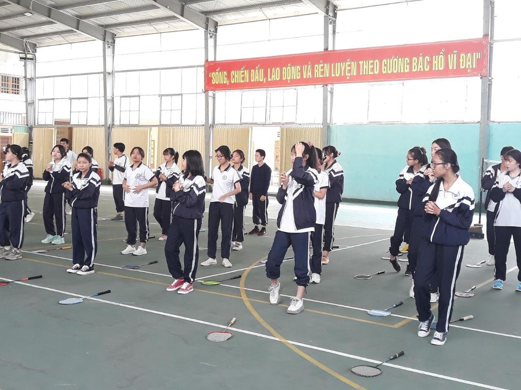 Bạn nên ưu tiên sử dụng màu tối để trông quần áo sạch hơn