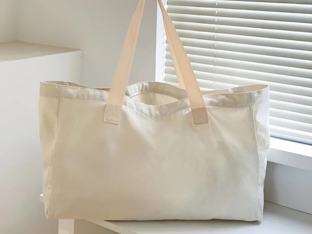 Vải thô cotton rất phù hợp cho sản phẩm cần độ đứng dáng như túi canvas