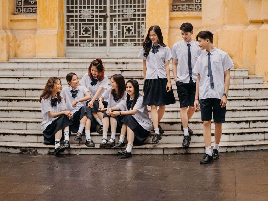 Bạn cần chọn đúng kích cỡ của trẻ khi mua đồng phục học sinh Thái Lan