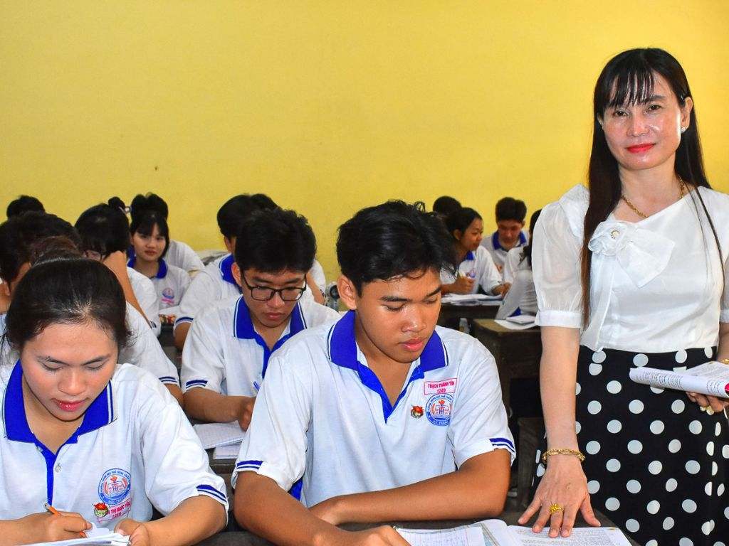 Đồng phục học sinh đẹp nhất Việt Nam thường là áo polo