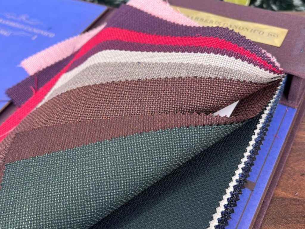 Chất liệu vải cao cấp là nền tảng cho một bộ đồng phục đẹp