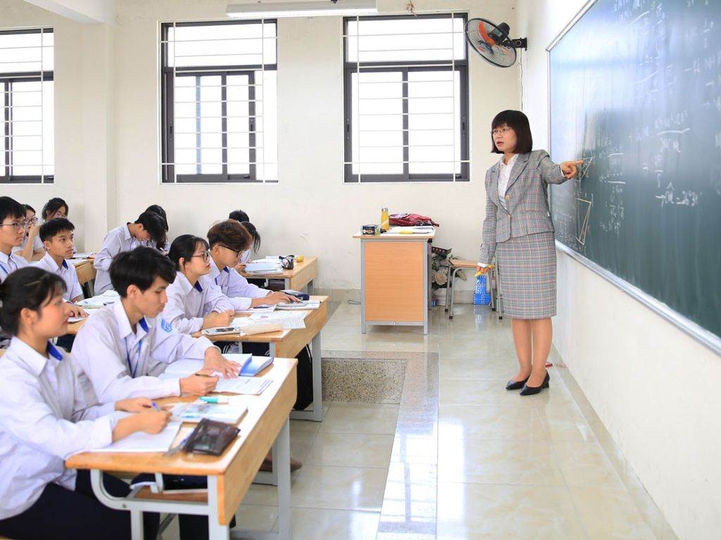 Áo sơ mi mang đến sự thanh lịch, chỉnh chu