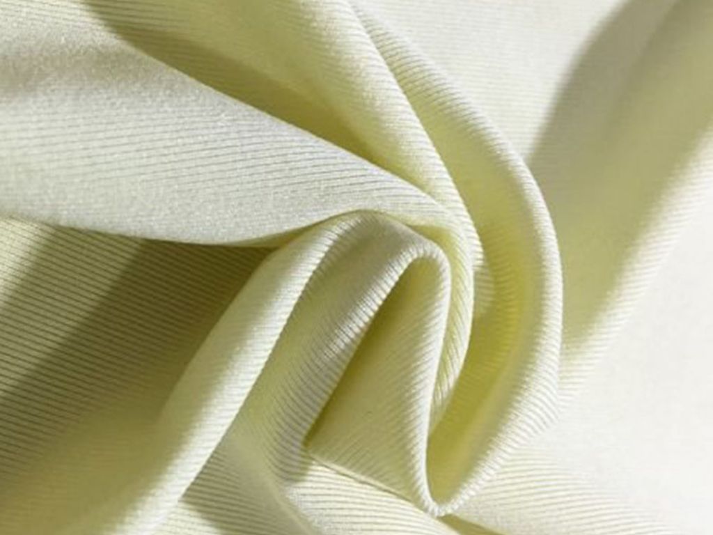 Vải Thun co giãn tốt, thường dùng cho hoạt động thể thao