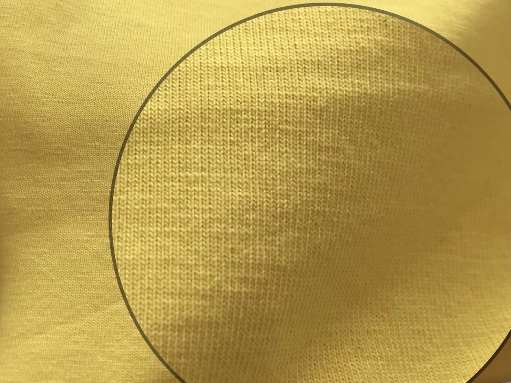 Vải cotton 4 chiều mang lại sự thoải mái tối đa nhờ khả năng đàn hồi đa hướng