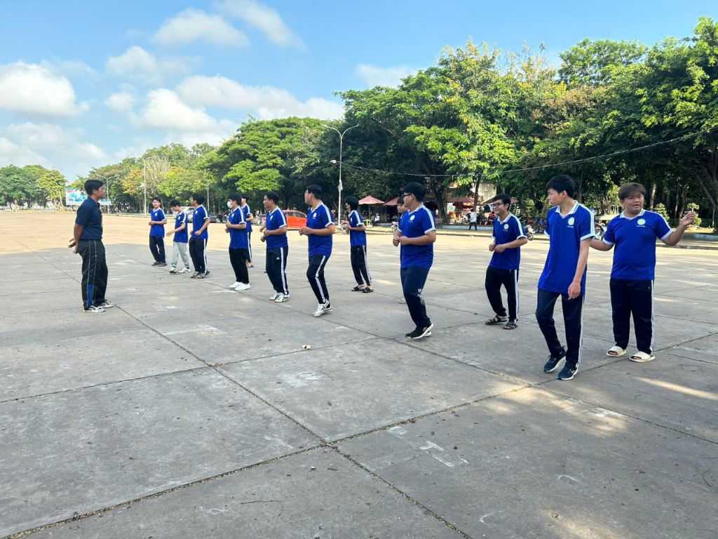 Đồng phục thể dục được thiết kế thoải mái