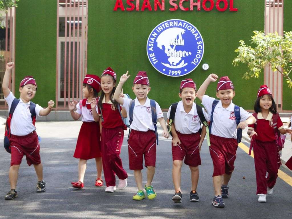 Quần short là loại quần học sinh không thể thiếu của trẻ