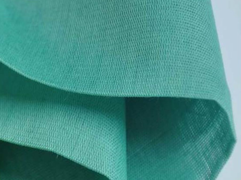 Bạn nên chọn vải may đồ loại Poplin để có độ thoán mát