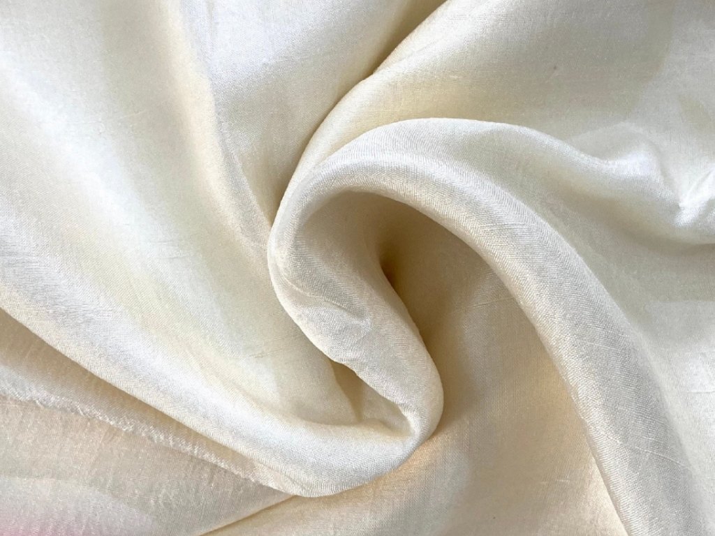 Vải cotton lụa mang vẻ ngoài sang trọng và đẹp tinh tế