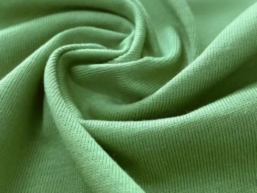 Vải CVC có khả năng thấm hút và thoáng khí sẽ tốt