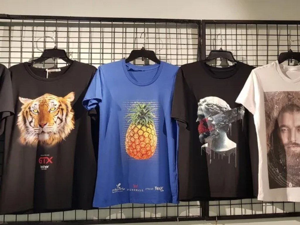 Bạn nên yêu cầu xem các sản phẩm đã được in dtg thực tế mà xưởng in đã thực hiện