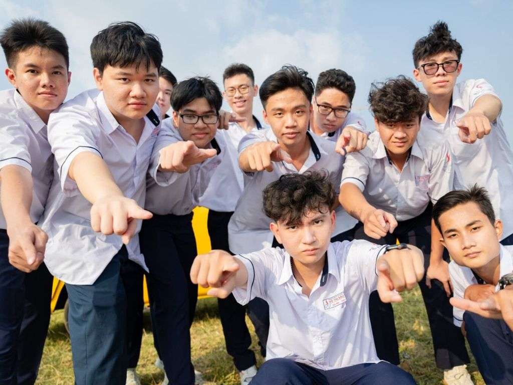 Đồng phục giúp học sinh gắn kết với nhau