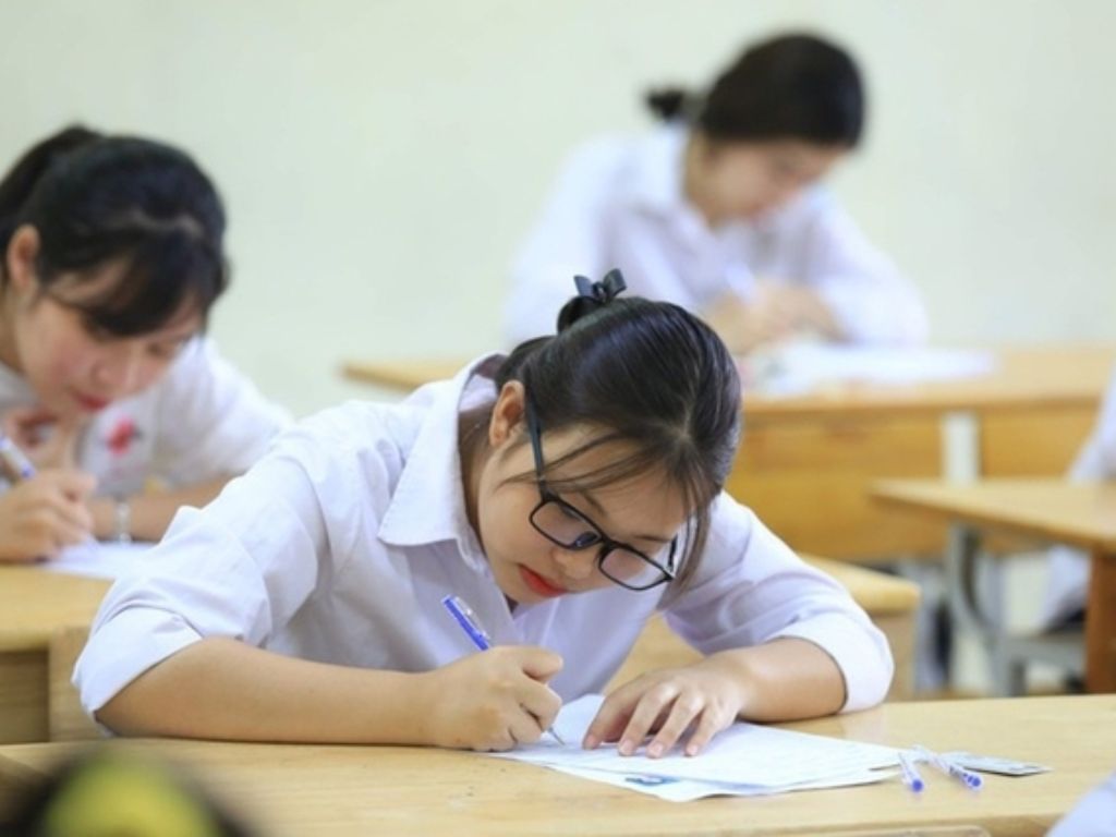 Bạn phải đảm bảo đồng phục đúng theo quy định trường